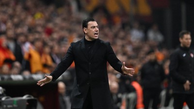 'Ayrılacak' deniyordu yeni sözleşmeye imza attı!