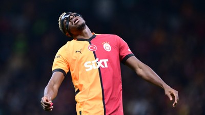 Osimhen sabırları taşırdı!