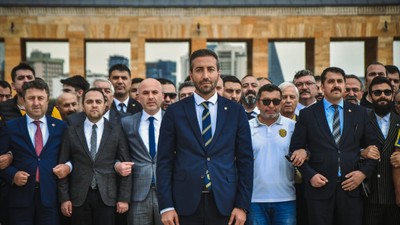 Ankaragücü'nde yeni yönetim Anıtkabir'i ziyaret etti