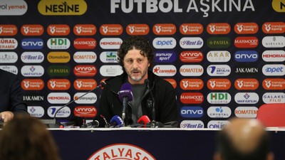 Fatih Tekke, önümüzdeki sezon nasıl bir takım kuracağını anlattı