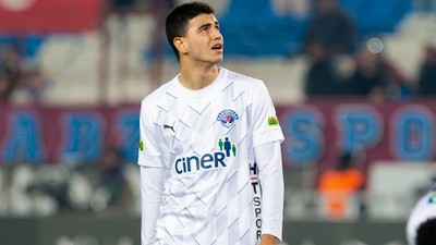 'Bu semtin çocuğu...' Yasin Özcan Aston Villa'da