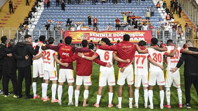 Deplasmanda 3 maç kazanabilen Göztepe, evindeki performansıyla ligi 8. sırada bitirdi