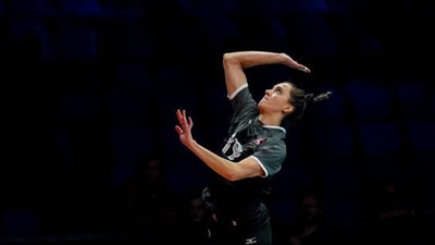 Eczacıbaşı Dynavit, orta oyuncu Emily Maglio'yu transfer etti