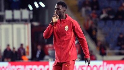 Davinson Sanchez imzayı atıyor! Yeni maaşı belli oldu
