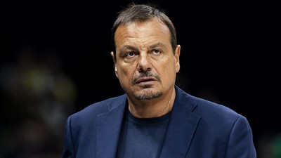 Yunanistan'da yer yerinden oynadı: Ergin Ataman tutuklansın!