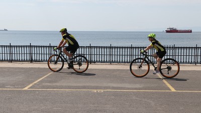 Bisiklet tutkunu çift 14 yıldır birlikte pedal çeviriyor
