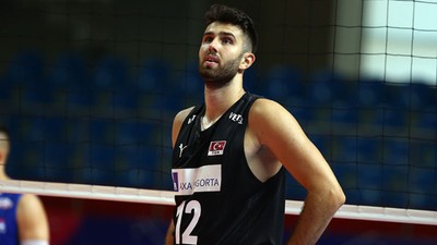 Fenerbahçe Erkek Voleybol Takımı, Adis Lagumdžija'yı kadrosuna kattı