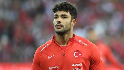 Galatasaray 6.5 yıl sonra eski yıldızını geri getiriyor!