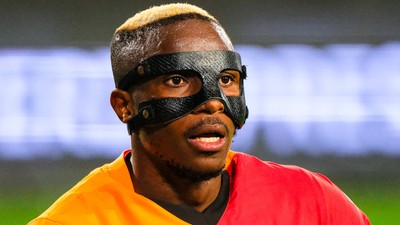 Osimhen'in hocası yeni takımını BBC'ye açıkladı! "Bu takımlardan birine transfer olacak"