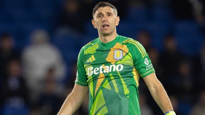Emiliano Martinez 20 milyon euroya Türkiye'ye geliyor! Aston Villa transfere izin verdi