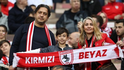 Süper Lig seyirci ortalamaları (2024-2025)