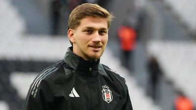 Semih Kılıçsoy yuvadan uçuyor