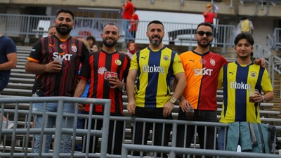 Amerika'daki Türkler milli maça akın etti