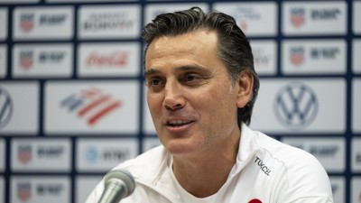 Montella'dan iki futbolcuya övgü