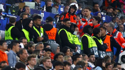 Portekiz-İspanya maçında bir taraftar hayatını kaybetti