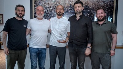 Bursaspor Ahmet İlhan Özek ile yollarını ayırdı