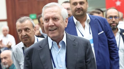 Aziz Yıldırım'dan başkanlık açıklaması: Benden bir şey beklemeyin!