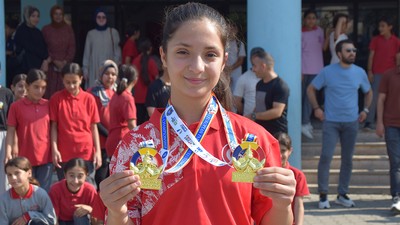 Avrupa'nın bileğini büktü ve gururla karşılandı