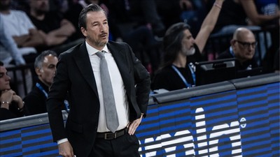 Beşiktaş mağlubiyeti sonrası Efes'te Banchi dönemi sona erdi
