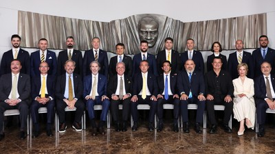 Fenerbahçe'de Acun Ilıcalı'dan sonra iki istifa daha yolda!