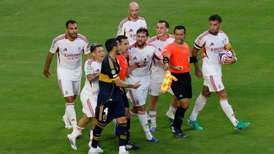 Kulüpler Dünya Kupası'nda sinirler gerildi! Orkun Kerem'i tutamadı