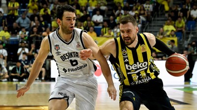 Fenerbahçe, ilk maçta Beşiktaş'ı mağlup etti