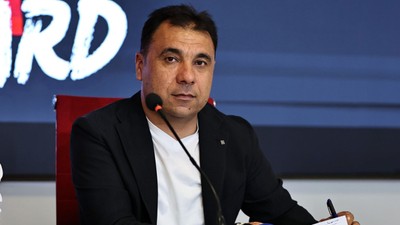 Sivasspor Başkanı Bahattin Eken aday olmayacağını açıkladı