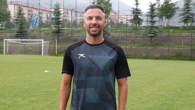 Yasin Öztekin: Galatasaray dünyanın en iyi kanat oyuncularından birini aldı