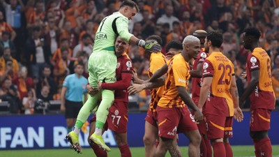 Galatasaray'ın yıldızı gemileri yaktı: Kendimi önemli hissetmiyorum