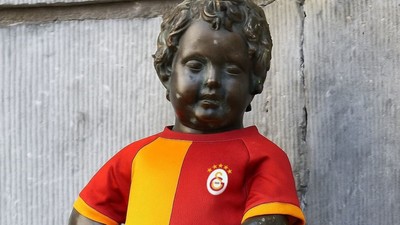 Galatasaray forması Belçika'daki ünlü heykele giydirilecek