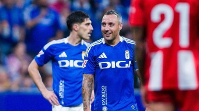 Santi Cazorla  yetiştiği kulübü 24 yıl sonra La Liga'ya çıkardı