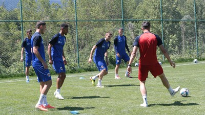 Kosova ekibi Priştine kampı Bolu'da yapıyor