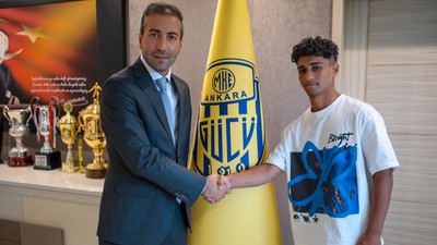 MKE Ankaragücü, 2 genç futbolcuyla profesyonel sözleşme imzaladı