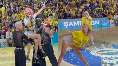 Hande Yener ve Ece Seçkin'in performansı Fenerbahçe taraftarını coşturdu