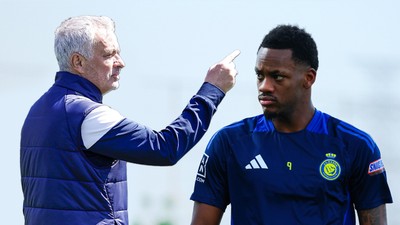Fenerbahçe'nin Jhon Duran için yaptığı resmi teklif belli oldu! Falcao ve Mourinho etkili oldu