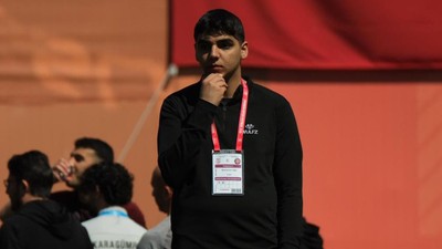 Başakşehir sadece futbolcu değil futbol adamı da yetiştiriyor