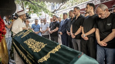Serdar Topraktepe'nin ağabeyi Ayhan Topraktepe son yolculuğuna uğurlandı