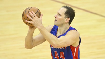 Bogdanovic, basketbol kariyerini noktaladı