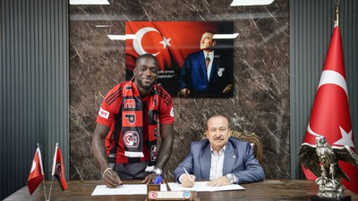 Gaziantep FK'ya Surinamlı stoper!
