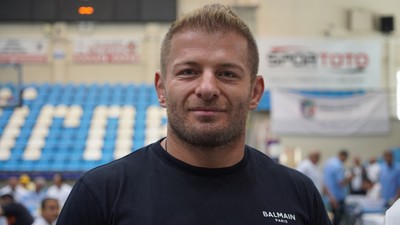 Başpehlivan İsmail Balaban, Kırkpınar'da doğacak kızı için mücadele edecek