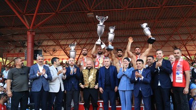 664. Tarihi Kırkpınar Yağlı Güreşleri'nin başpehlivanı Orhan Okulu, altın kemeri kuşandı