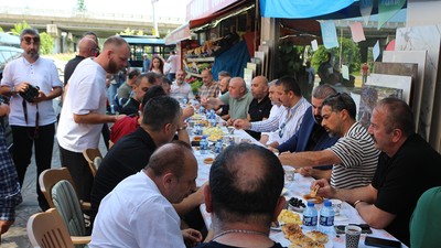 Rizespor’dan Esnafa Kahvaltı Ziyareti