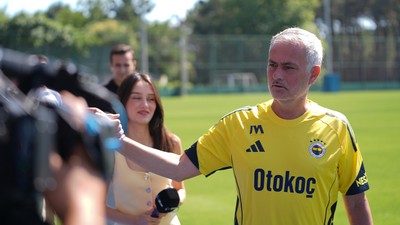 Fenerbahçe'de Jose Mourinho'nun yüzü gülüyor!