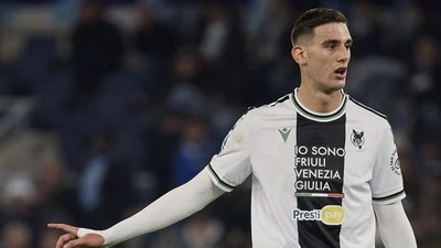 Lorenzo Lucca kimdir? 2 metrelik dev forvet Lorenzo Lucca kaç yaşında nereli?