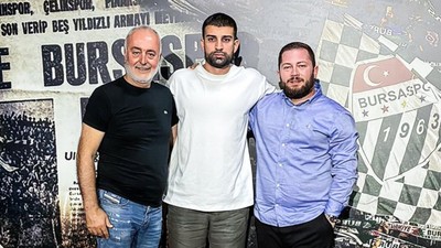 Bursaspor'da Taha Can Velioğlu ve Bora Yılmaz ile yollar ayrıldı