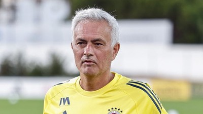 Mourinho'dan yeni transfer Jhon Duran'a tepki: Saygısızlık!