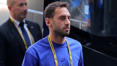 Galatasaray, Hakan Çalhanoğlu transferinden vazgeçti