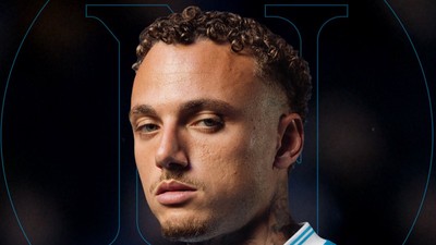 Napoli'den hücuma bir transfer daha