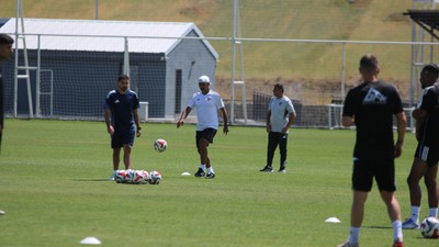 İsmet Taşdemir: Özlenen Gaziantep Futbol Kulübü'nü bu sene göstereceğiz
