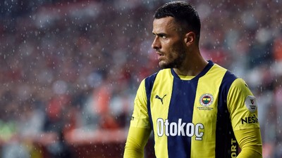 Fenerbahçe'den ayrıldı, rotayı Yunanistan'a çevirdi